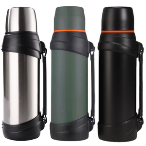 Atacado grande aço inoxidável meio galão de jarro de água isolada