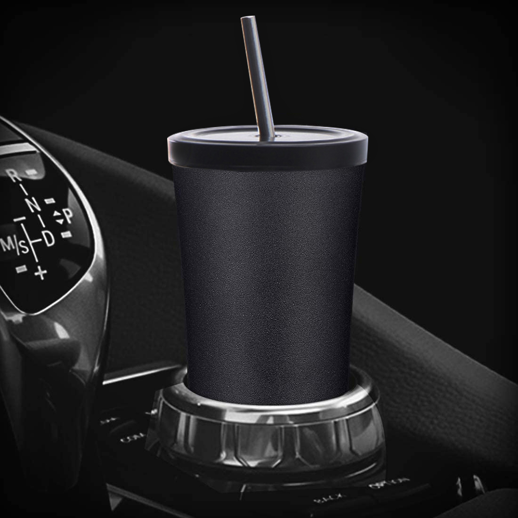 canecas de copo de bebida isolada
