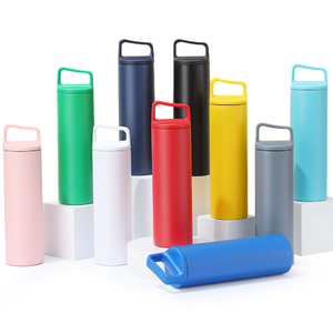 Copo térmico skinny de metal para viagem com tampa de alça