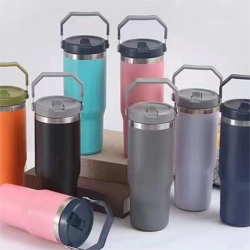 Como usar a garrafa de água de viagem com bico